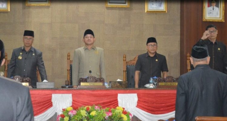 Bupati Anambas Hadiri Rapat Paripurna Penandatanganan KUA-PPAS APBD 2027