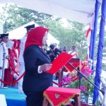 Ketua DPRD Lingga Maya Sari Bacakan Teks Proklamasi pada HUT ke-81 RI