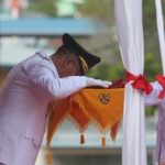 Bupati Aneng Pimpin Pengibaran Bendera HUT ke-81 RI di Anambas