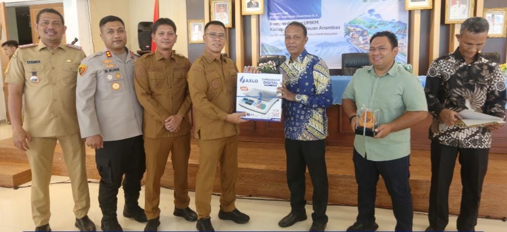 Bupati Aneng Apresiasi KUFPEC, UMKM Anambas Terima Bantuan Alat dan Legalitas Produk